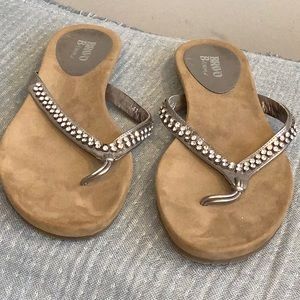 Brown’s Rhinestone Flip Flops, FTTS 10 - wide